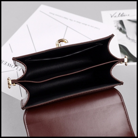 NEW ROME Crossbody / Shoulder Bag - Picture 8 of 8